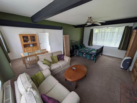 1 bedroom flat to rent - Photo 2