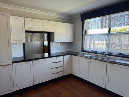 Studio In Greenwell Point - Photo 5