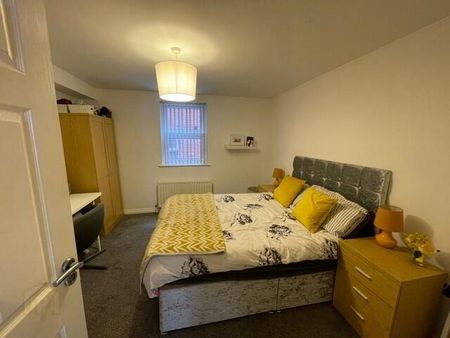 Apt 1-2a Eglantine Gardens, Belfast, BT9 6EZ - Photo 4