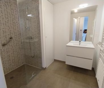 Location Appartement 2 pièces 46m² DAX 40100 - Photo 2
