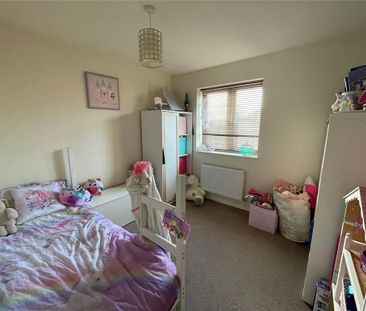 4 bedroom detached house to rent - Photo 6