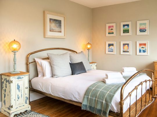 Detached house to rent on - Photo 1