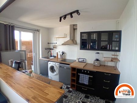 Location Appartement 3 pièces 67m² - Photo 3