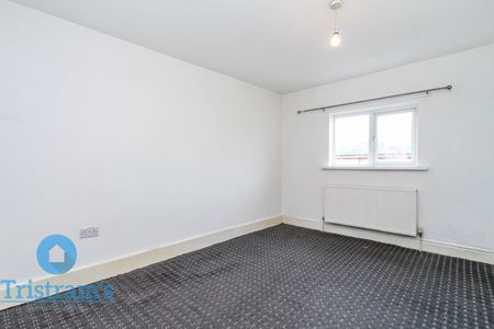 2 bed Apartment for Rent - Photo 5