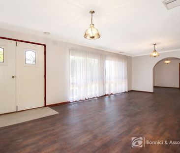 SPACIOUS FAMILY HOME - Photo 1