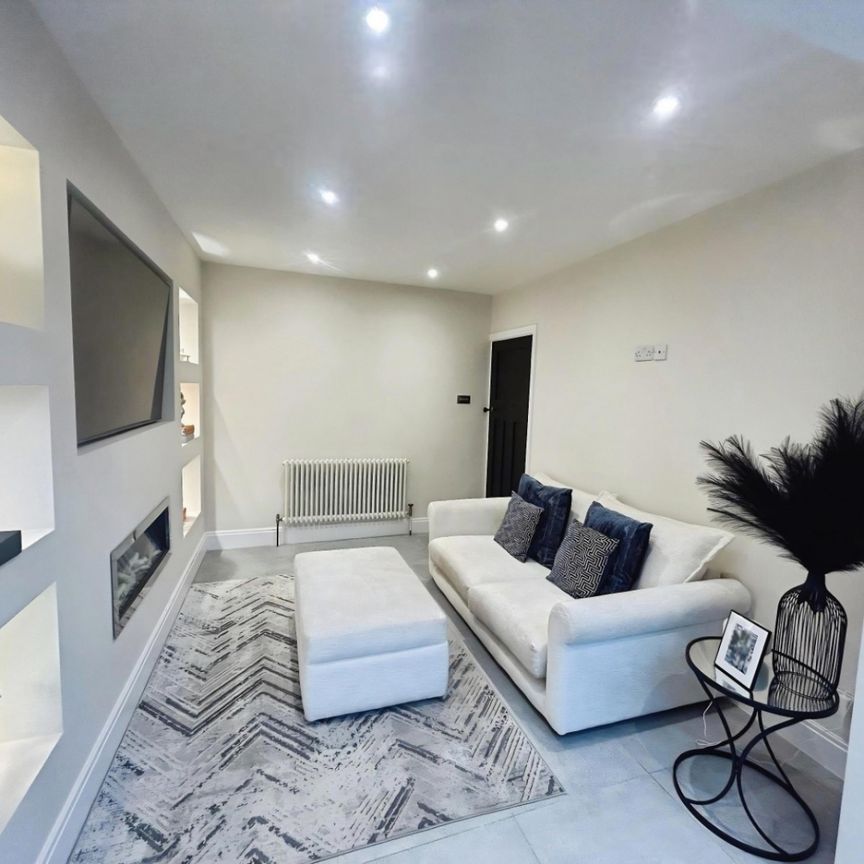 3 bedroom House To Let - Photo 1