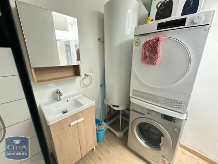 Appartement à louer 4 pièces 74.26m² - Photo 2