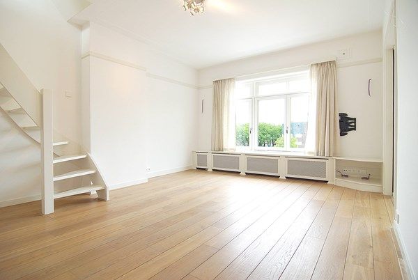 For rent: Gorgeous bright and light apartment, renovated with high quality materials and great attention to detail. - Foto 1