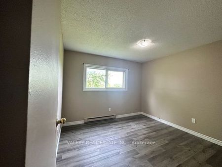 For Lease - 11 Lowndes Avenue Unit# 1, Georgina, Ontario - Photo 5