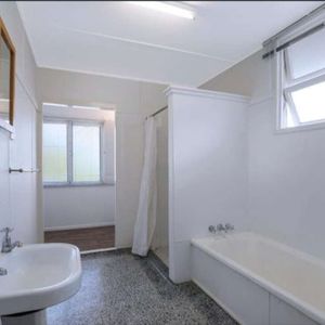Nundah - Photo 2