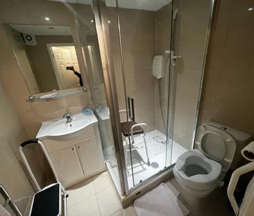 1 bed retirement property to rent in Elstree Road, Bushey Heath, WD23 - Photo 4
