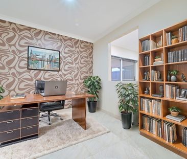 READY TO MOVE IN - AVAILABLE IN CARRAMAR - Photo 2