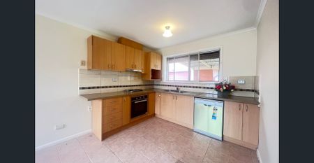 Perfect Family Home - Photo 5