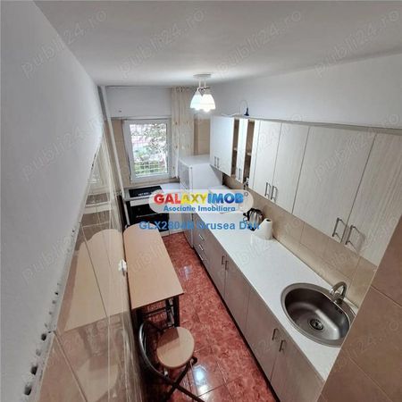 nerva traian | studio modern 41mp | 1998 | AC cada uscator | metrou - Fotografie 3