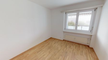Grosszügige 4.5 Zimmer-Wohnung - Photo 3