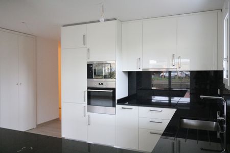 3 ½ PIÈCES - Au rez-de-chaussée - Foto 2