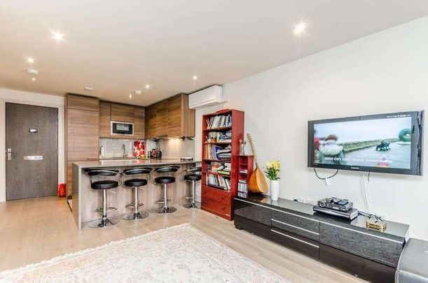 Imperial Wharf, Fulham, SW6 - Photo 1