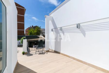 Apartamento de alquiler en Maestro Palau, Alfara del Patriarca - Photo 2