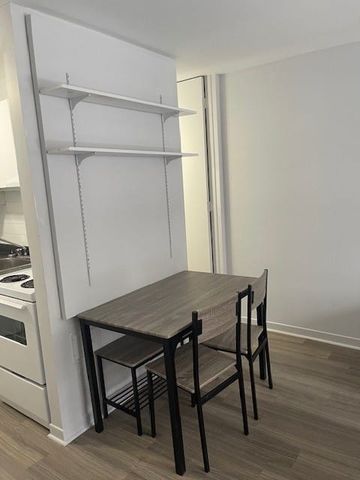 Studio 1450 LATERRIÈRE - Photo 3