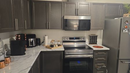 For Lease - 383 Dundas Street Unit# 70, Hamilton, Ontario - Photo 2