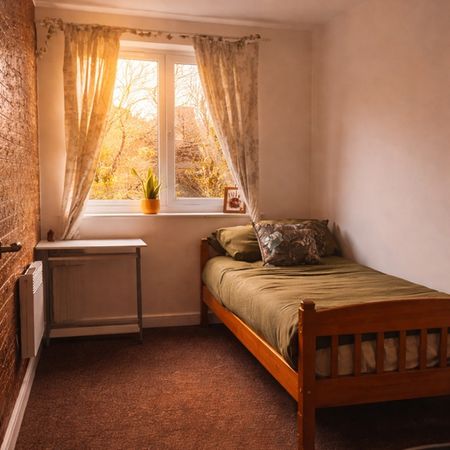 Room in a Shared House, Urban Gate, B23 - Photo 4