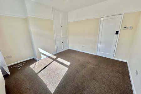 Beauvale Crescent - Photo 3