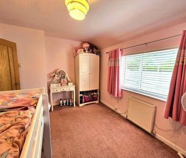 3 bedroom end of terrace house to rent - Photo 5