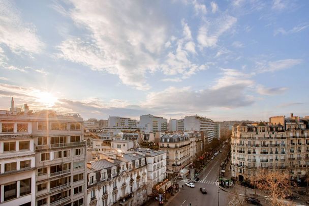 Location appartement, Paris 7ème (75007), 3 pièces, 90.07 m², ref 85672361 - Photo 1