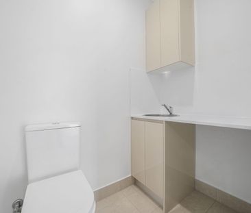 Brand New Granny Flat With 2 Toilets - Photo 5