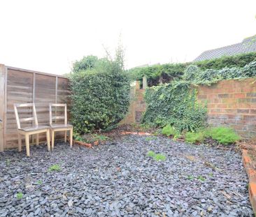 3 bedroom terraced house to rent - Photo 5