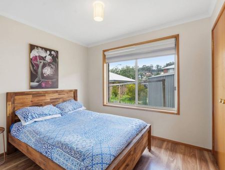 Immaculate & Modern Unit! - Photo 3