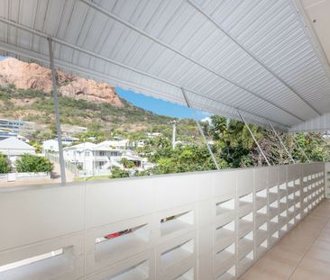 4/10 Alexandra Street, North Ward - Photo 1