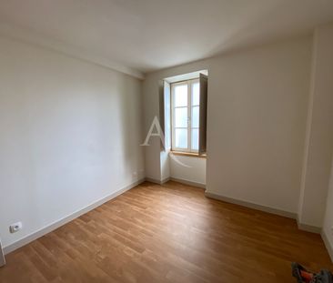 Location Maison 4 pièces 76m² FOUGERE 49150 - Photo 2