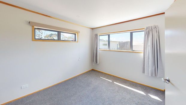 Mt Biggs - 3 bedrooms - Photo 1