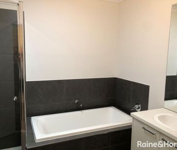 Splendid 3B Home in "The Grove" Tarneit! - Photo 6