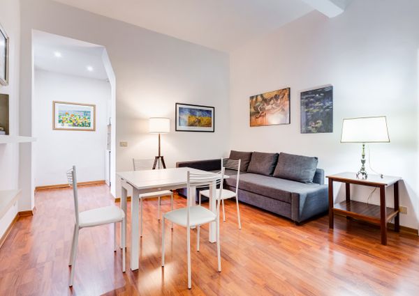 VATICANO / BORGO - SPLENDIDO BILOCALE IN LOCAZIONE