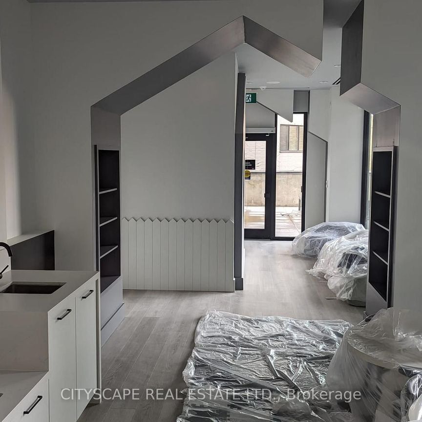 For Lease - 285 Dufferin Street Unit# 217, Toronto, Ontario - Photo 1