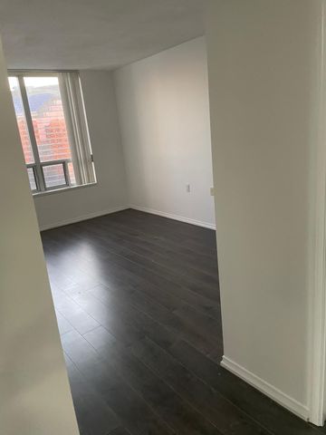 For Lease - 35 Finch Avenue Unit# PH 201, Toronto, Ontario - Photo 3