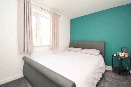 2 bedroom detached house to rent - Photo 4