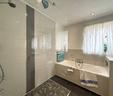 Room 2, Dartmouth Drive, St Helens, W... - Photo 5