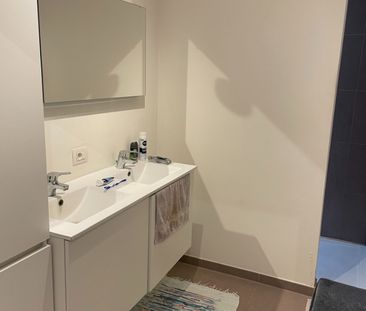 Rustig gelegen twee-slaapkamer appartement + autostandplaats - Photo 4