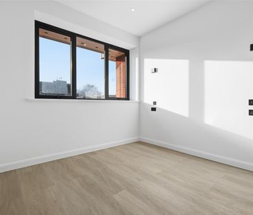 Headgate, Colchester - Photo 1