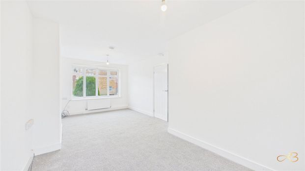 2 Bedroom End Of Terrace - Photo 1