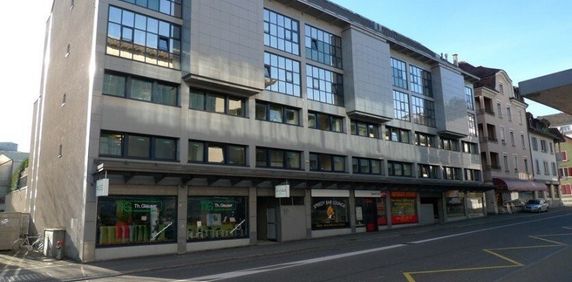 Zentralgelegene schöne 3.5 Zimmer Wohnung in Baden - Foto 2