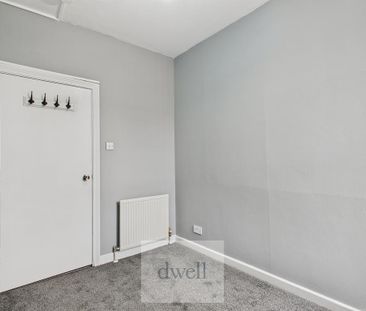 4 bedroom terraced house to rent - Photo 5