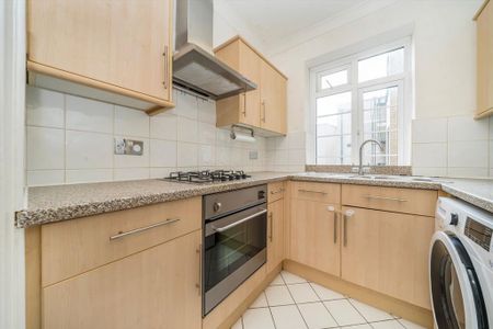 2 bedroom flat to rent - Photo 4