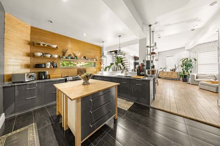 À louer / Maison à étages - Photo 5