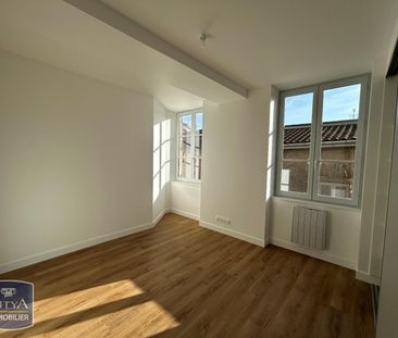 Location Appartement 3 pièces 60m² VILLEFRANCHE SUR SAONE 69400 - Photo 2