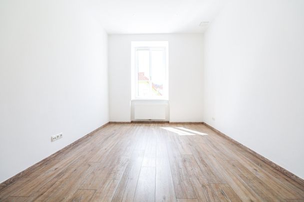 GEGENÜBER FH JOANNEUM I TOP SANIERT I WG GEEIGNET I BIM VOR DER HAUSTÜRE I HAUSTIERE WILLKOMMEN I MODERNE KÜCHE I PROJEKT WOHNEN - Photo 1