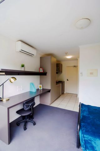 Standard Studio - Photo 5